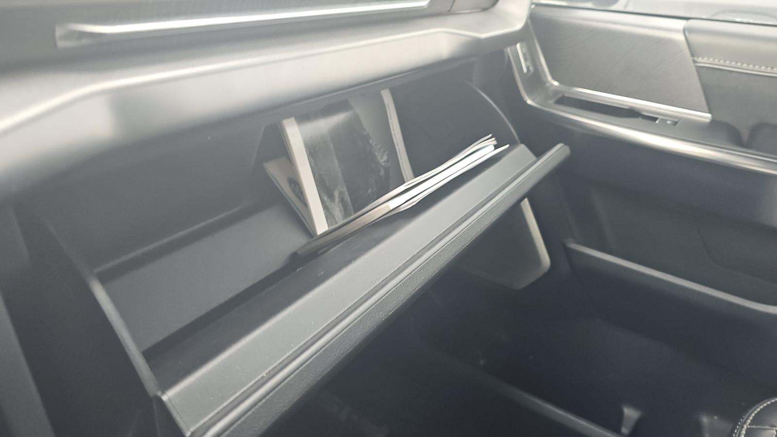 2023 Ford F-150 Hybrid Platinum AWD