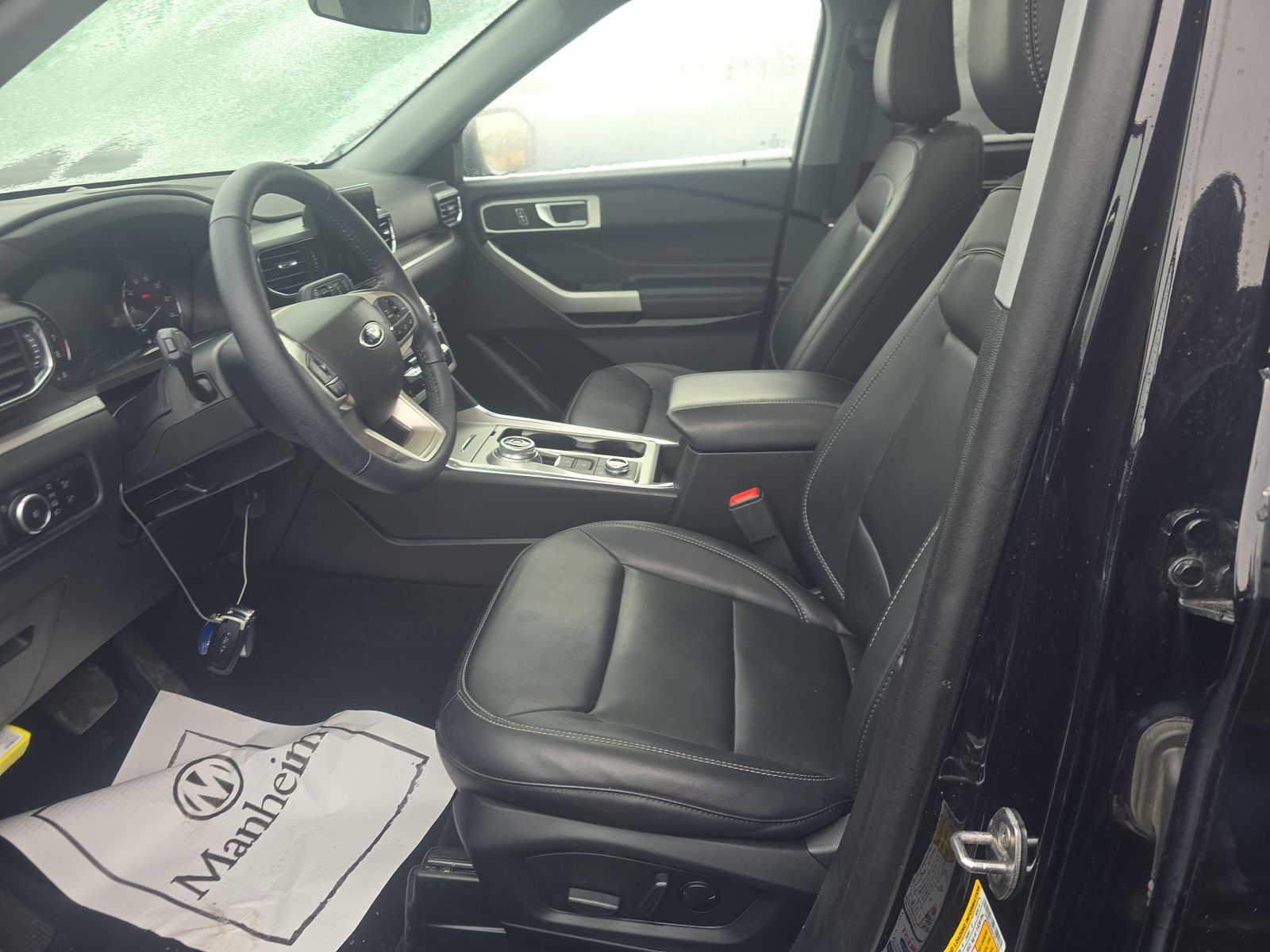 2023 Ford Explorer XLT AWD