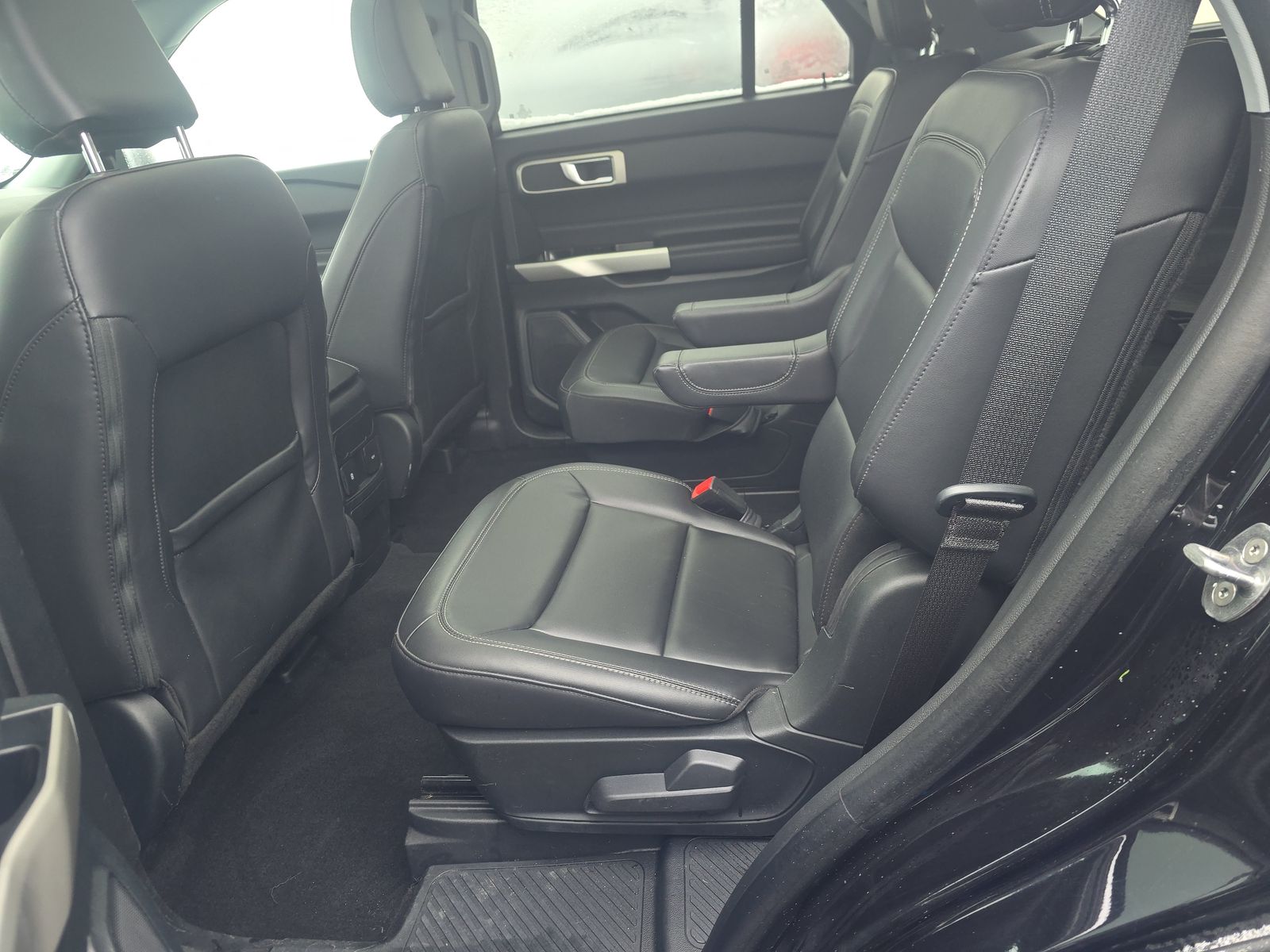 2023 Ford Explorer XLT AWD