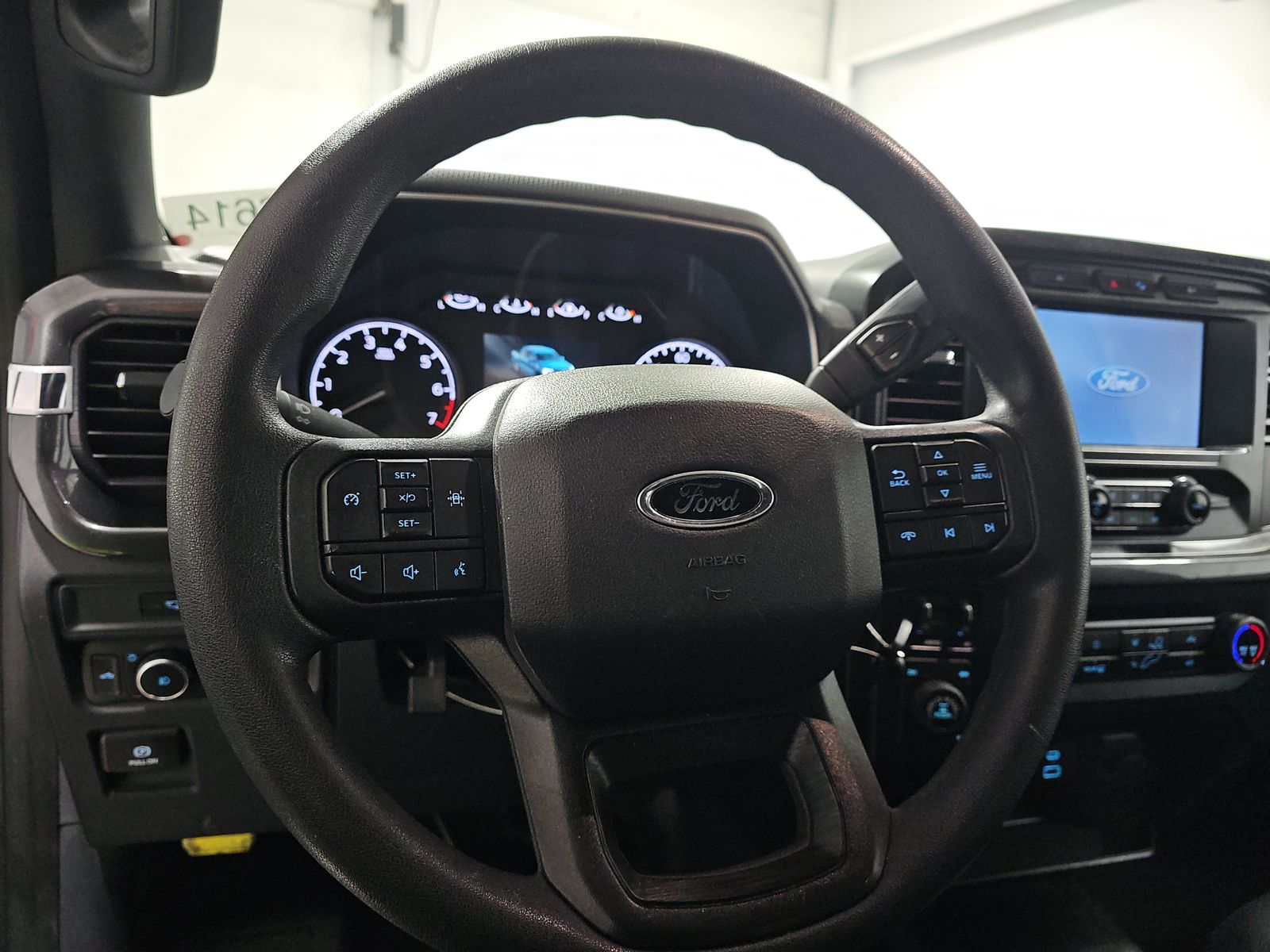 2022 Ford F-150 XL AWD