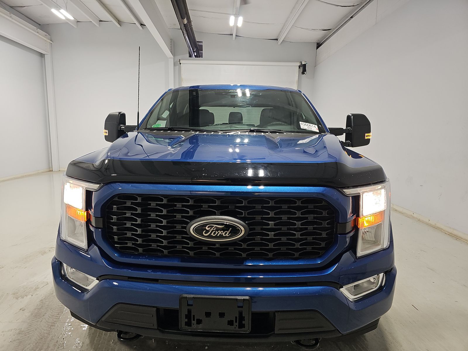 2022 Ford F-150 XL AWD