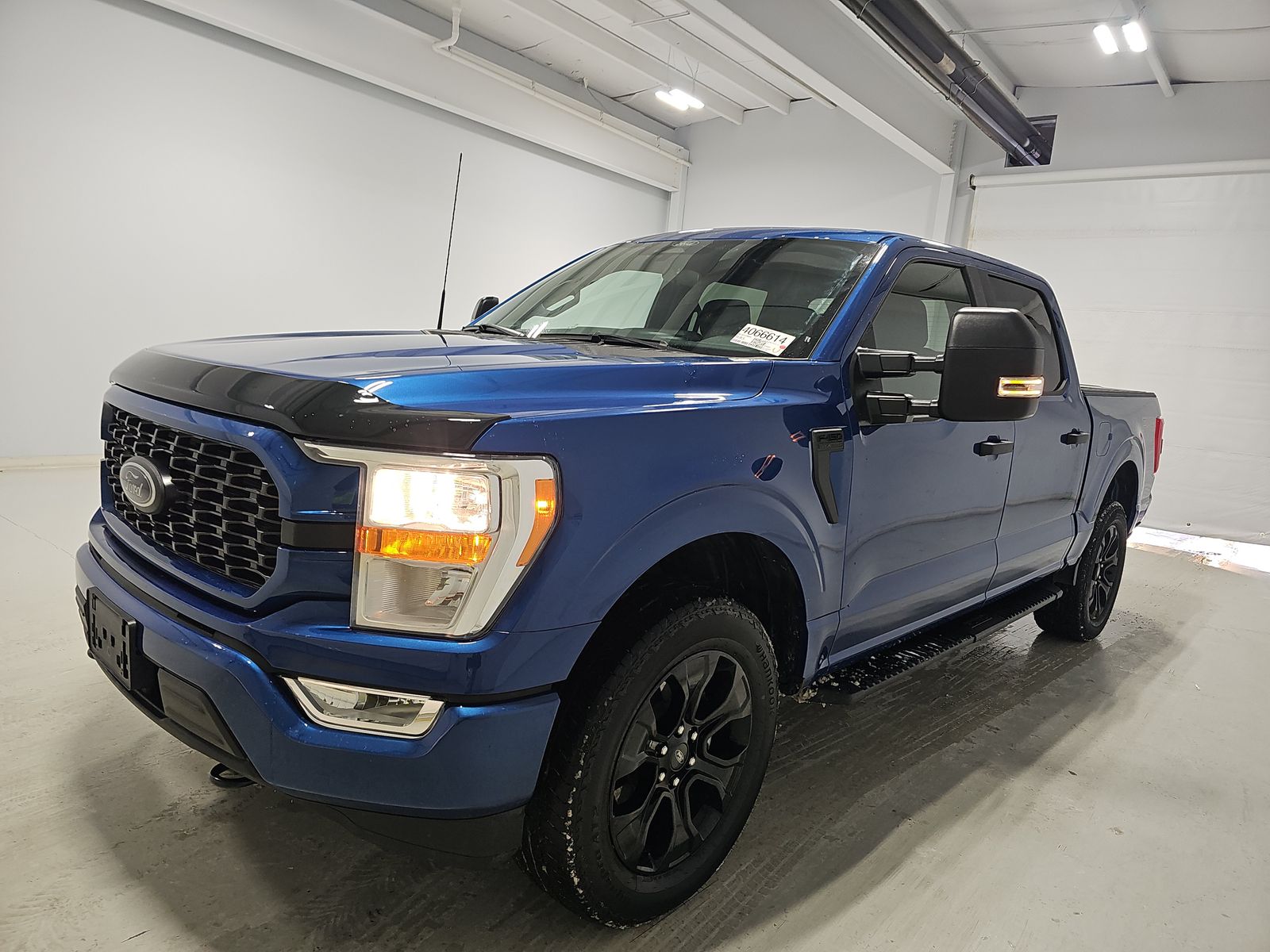 2022 Ford F-150 XL AWD
