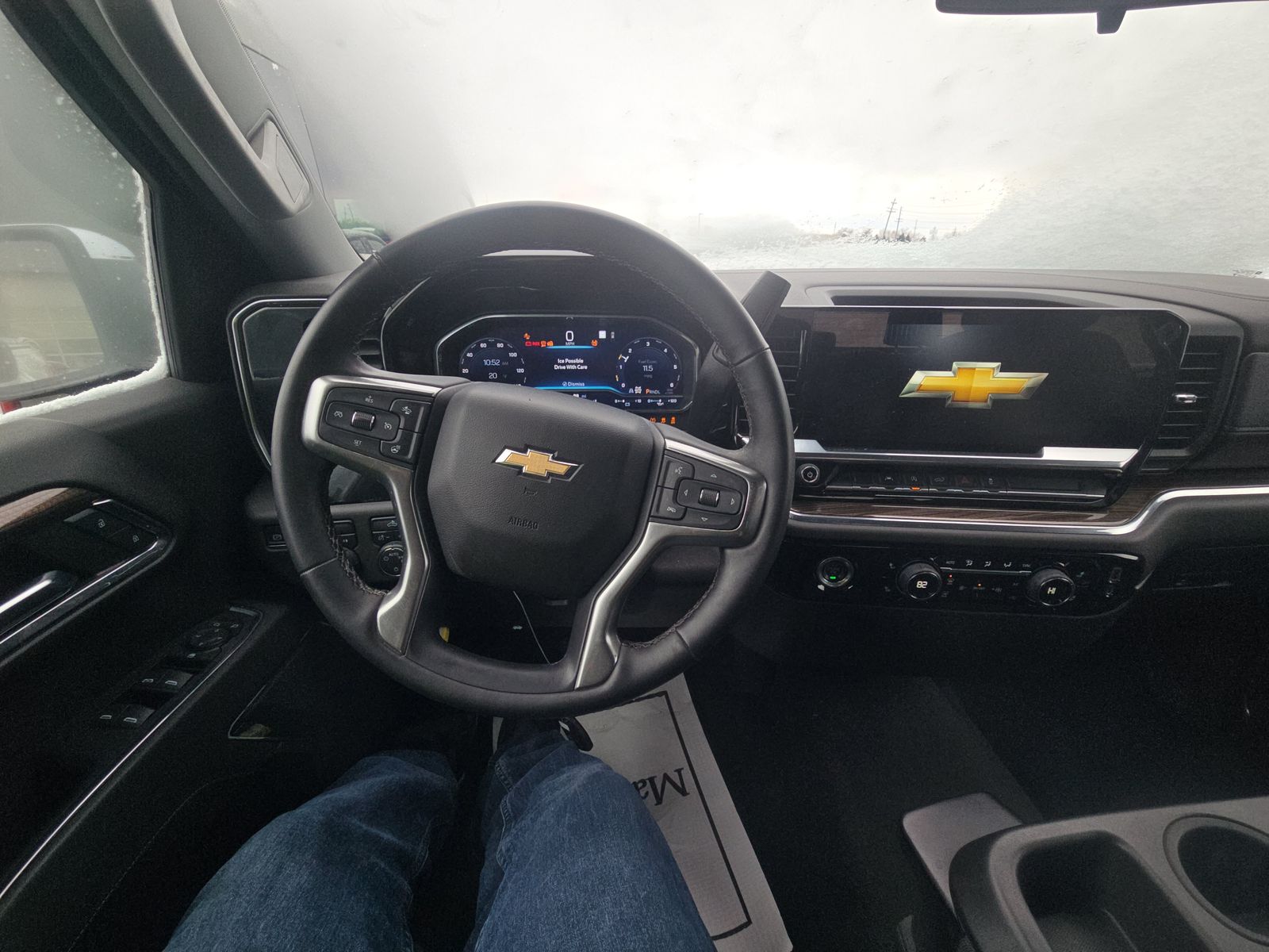 2023 Chevrolet Silverado 1500 LT AWD