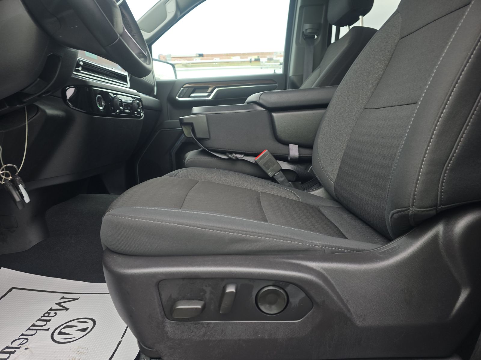 2024 Chevrolet Silverado 1500 LT AWD