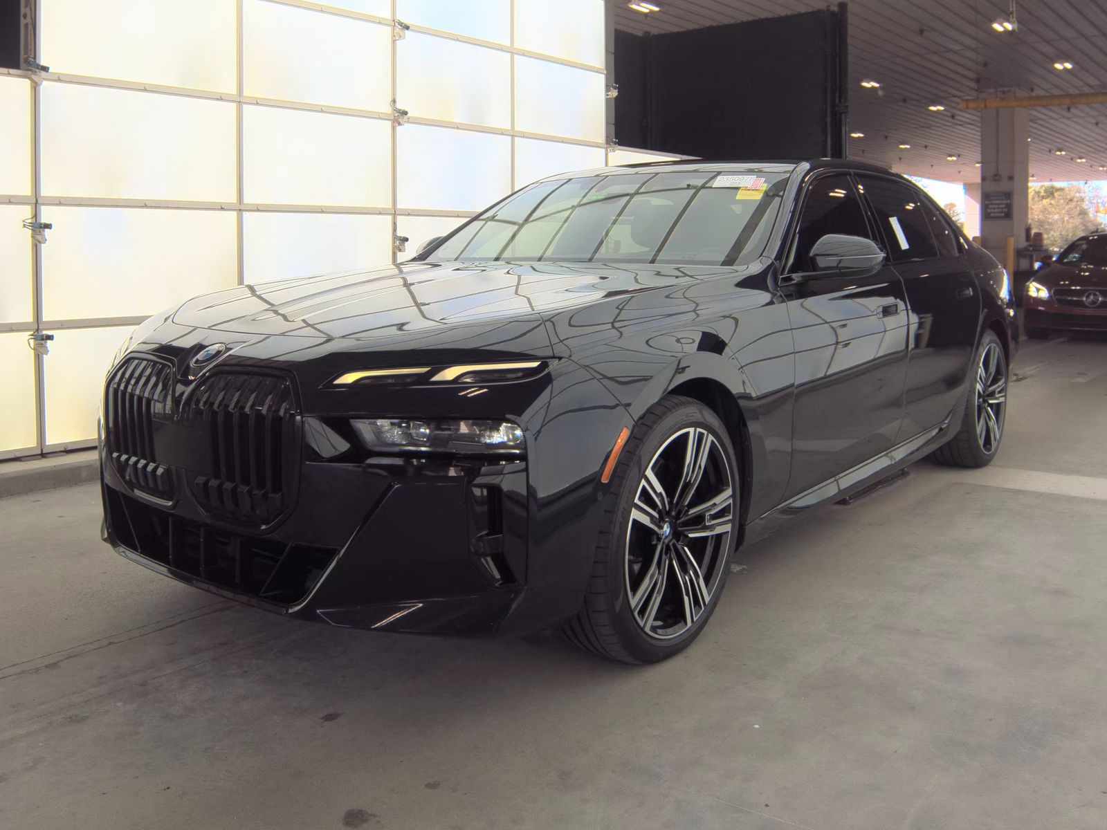 2023 BMW 7 Series 760i xDrive AWD
