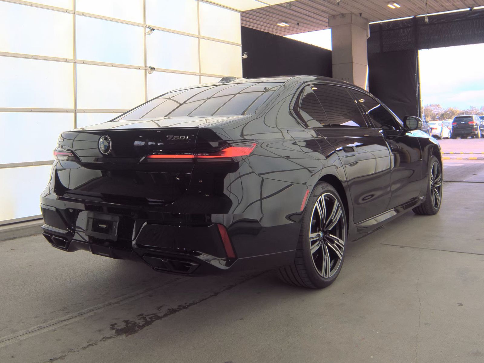 2023 BMW 7 Series 760i xDrive AWD