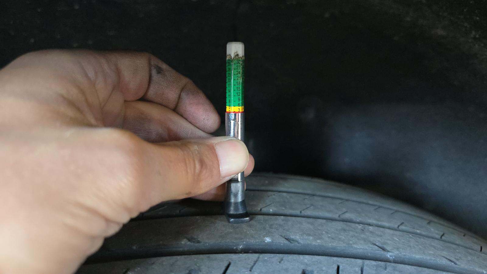 2023 Ford Explorer XLT RWD