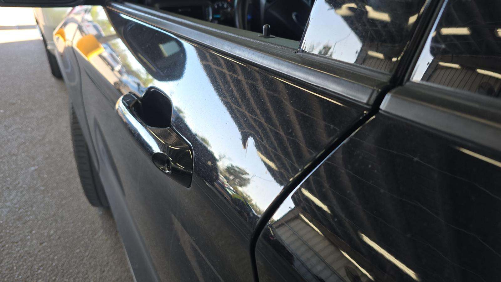 2023 Ford Explorer XLT RWD