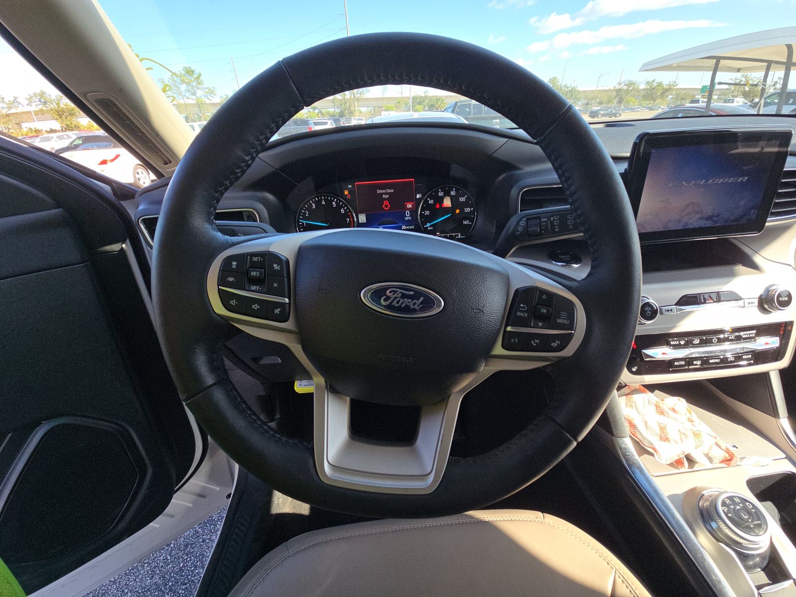 2023 Ford Explorer XLT AWD