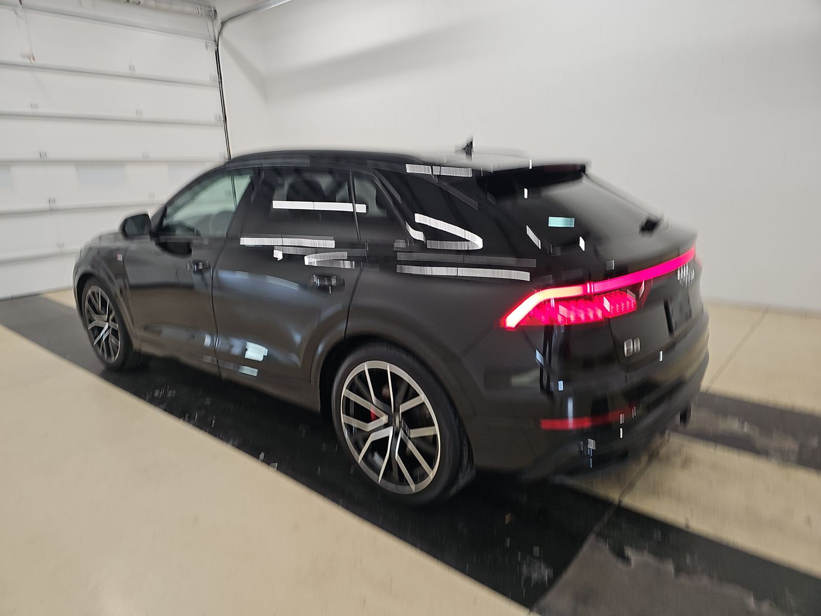 2023 Audi Q8 Prestige AWD