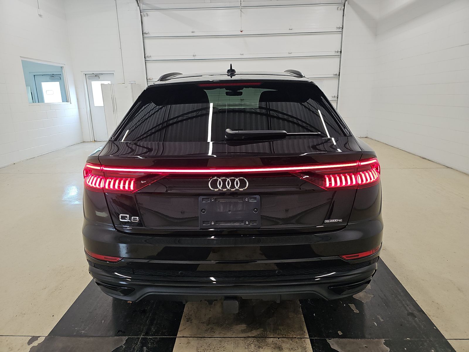 2023 Audi Q8 Prestige AWD