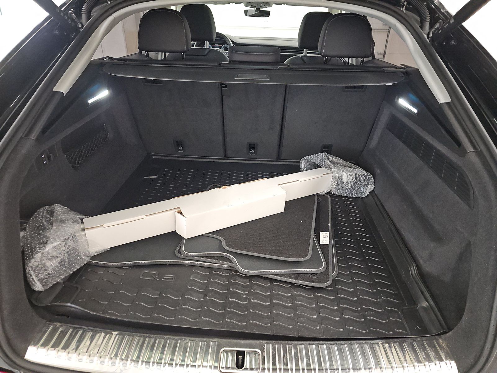 2023 Audi Q8 Prestige AWD