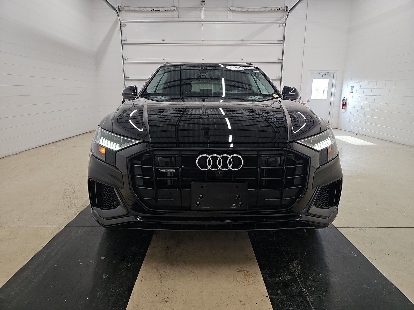 2023 Audi Q8 Prestige AWD
