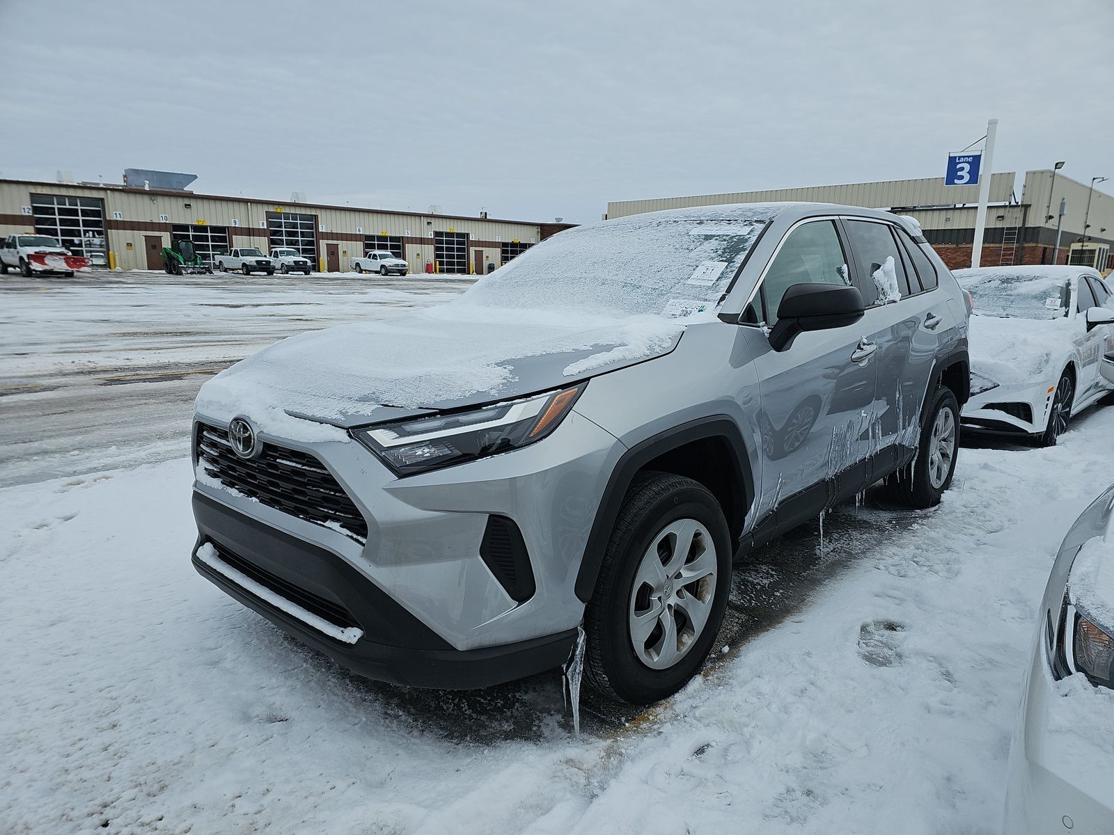 2023 Toyota RAV4 LE FWD