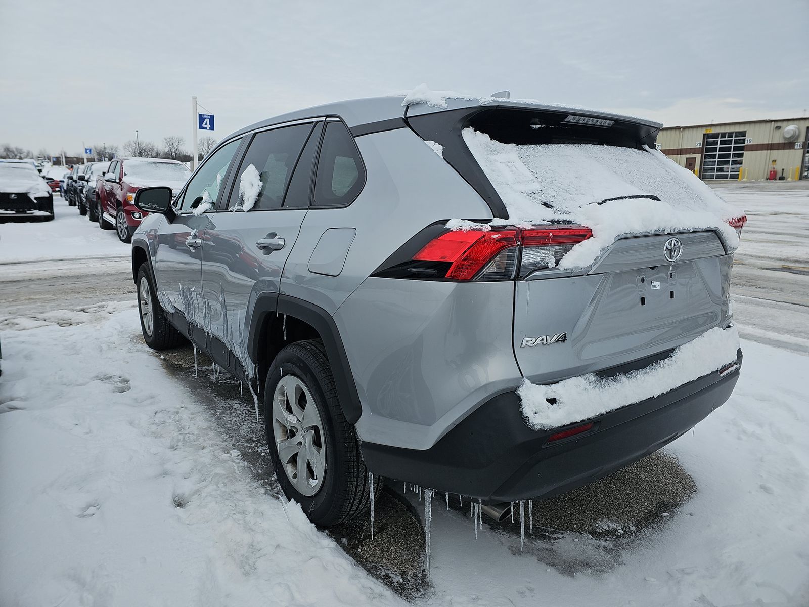 2023 Toyota RAV4 LE FWD