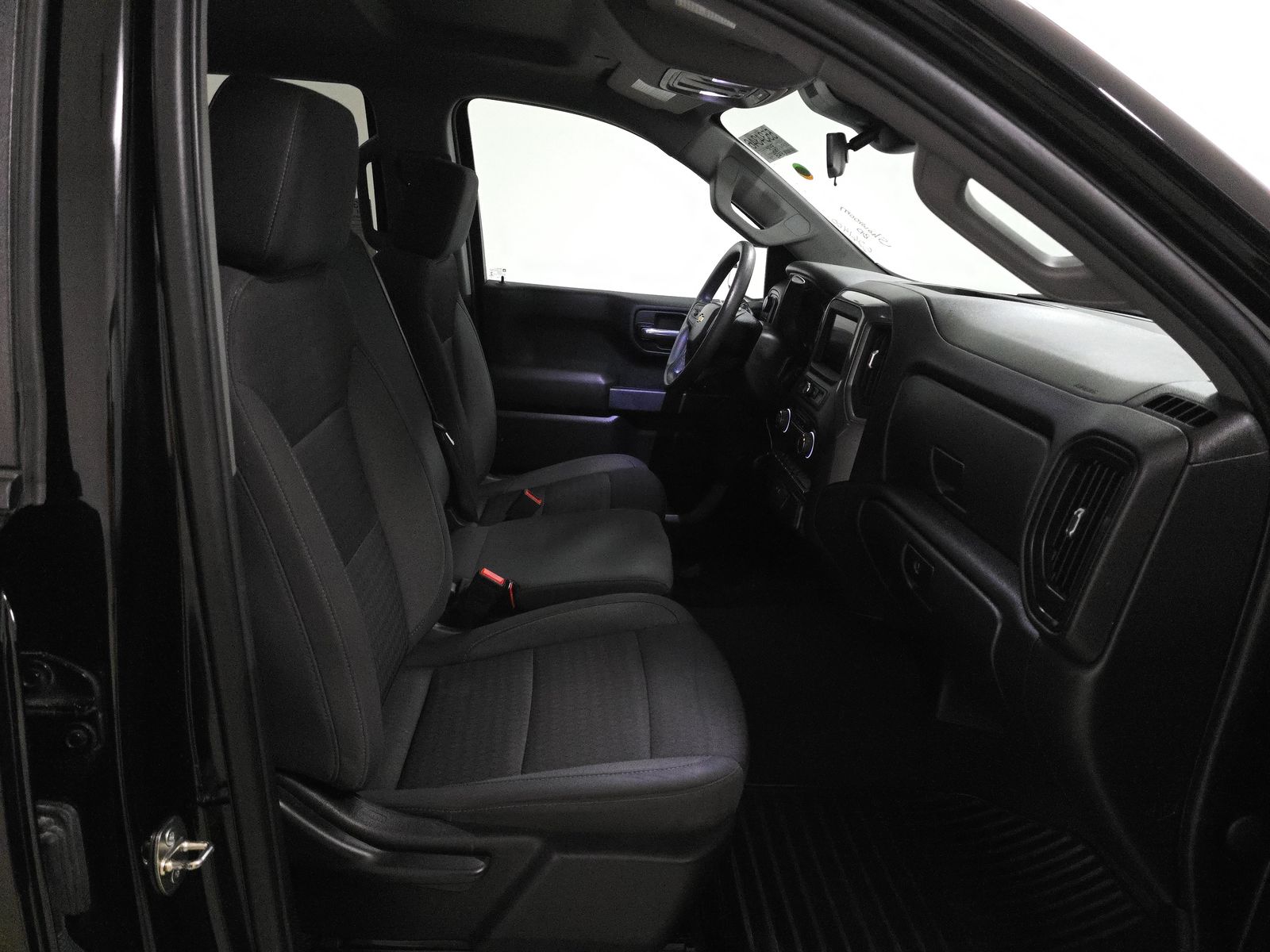 2023 Chevrolet Silverado 1500 Custom AWD