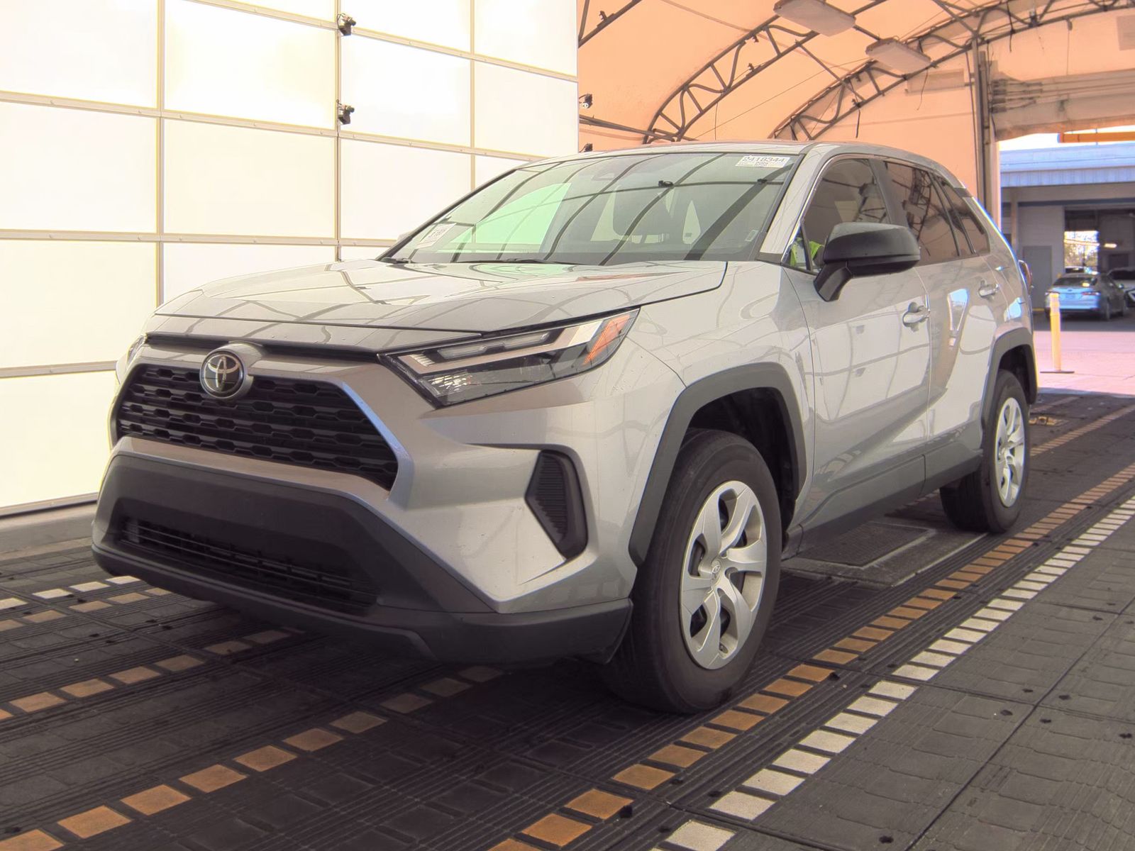 2024 Toyota RAV4 LE FWD