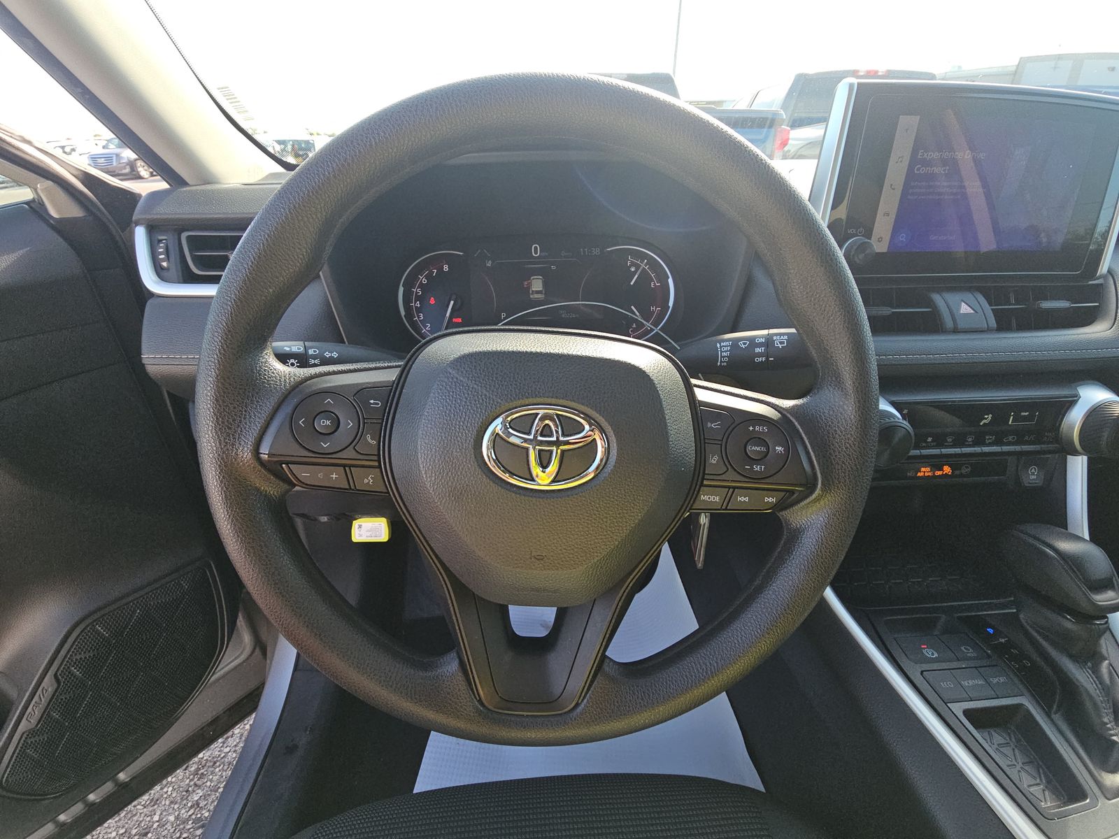2024 Toyota RAV4 LE FWD