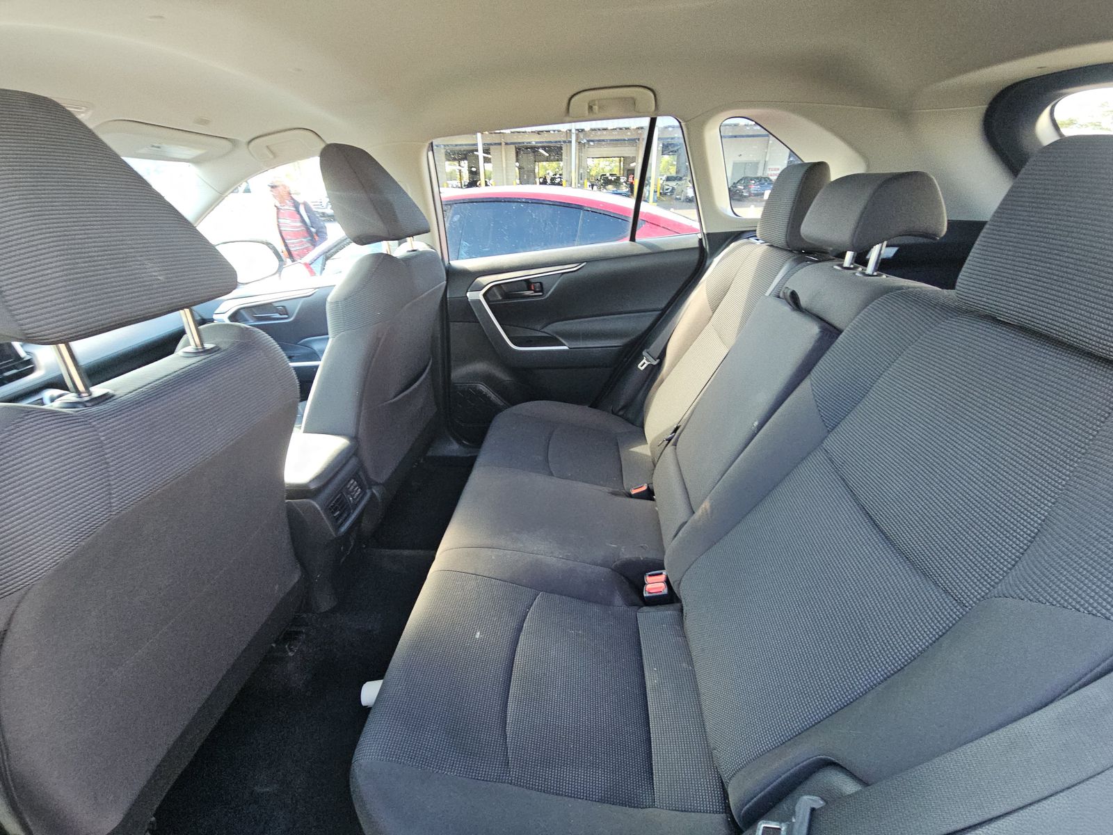 2024 Toyota RAV4 LE FWD