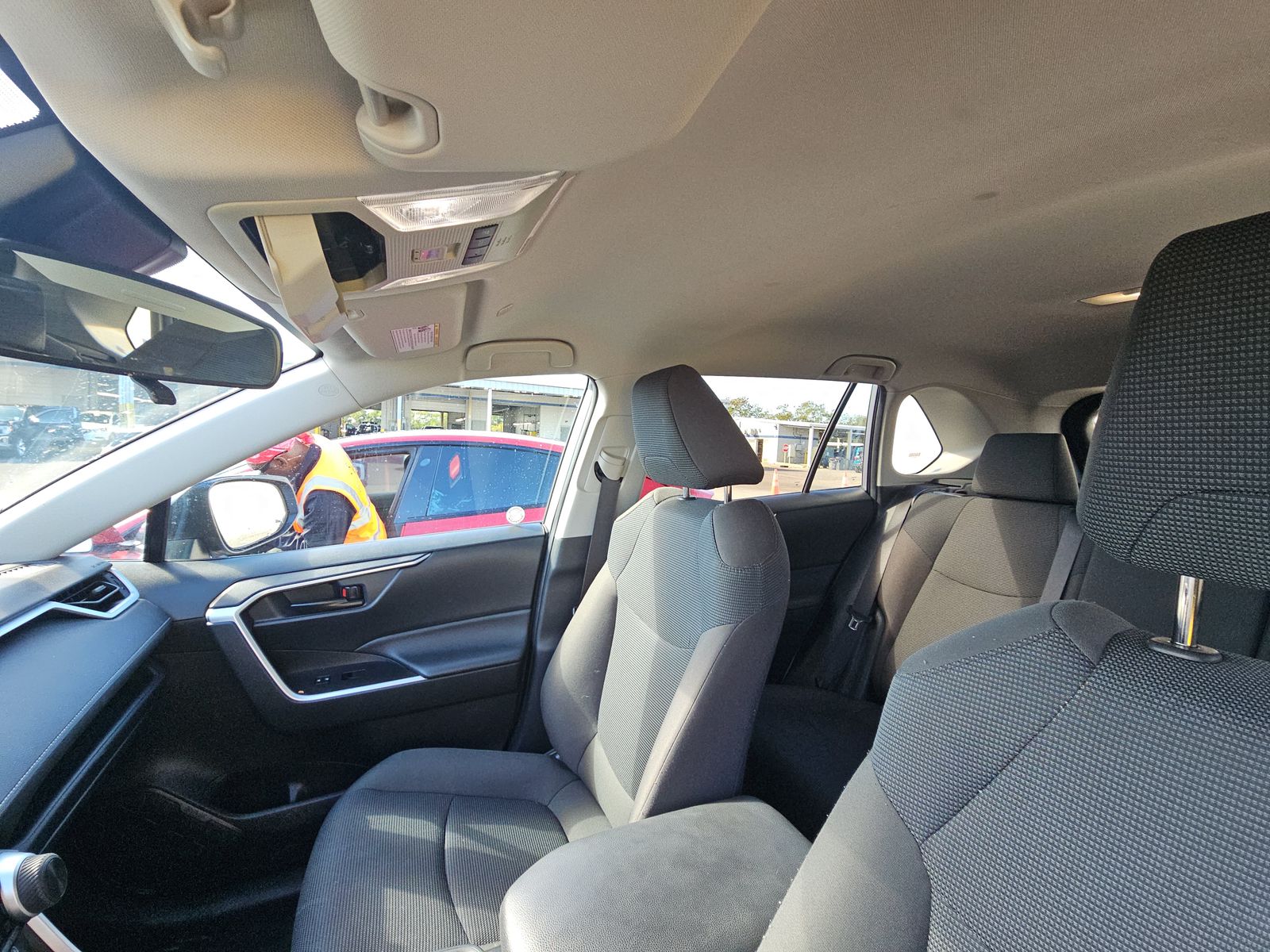 2024 Toyota RAV4 LE FWD