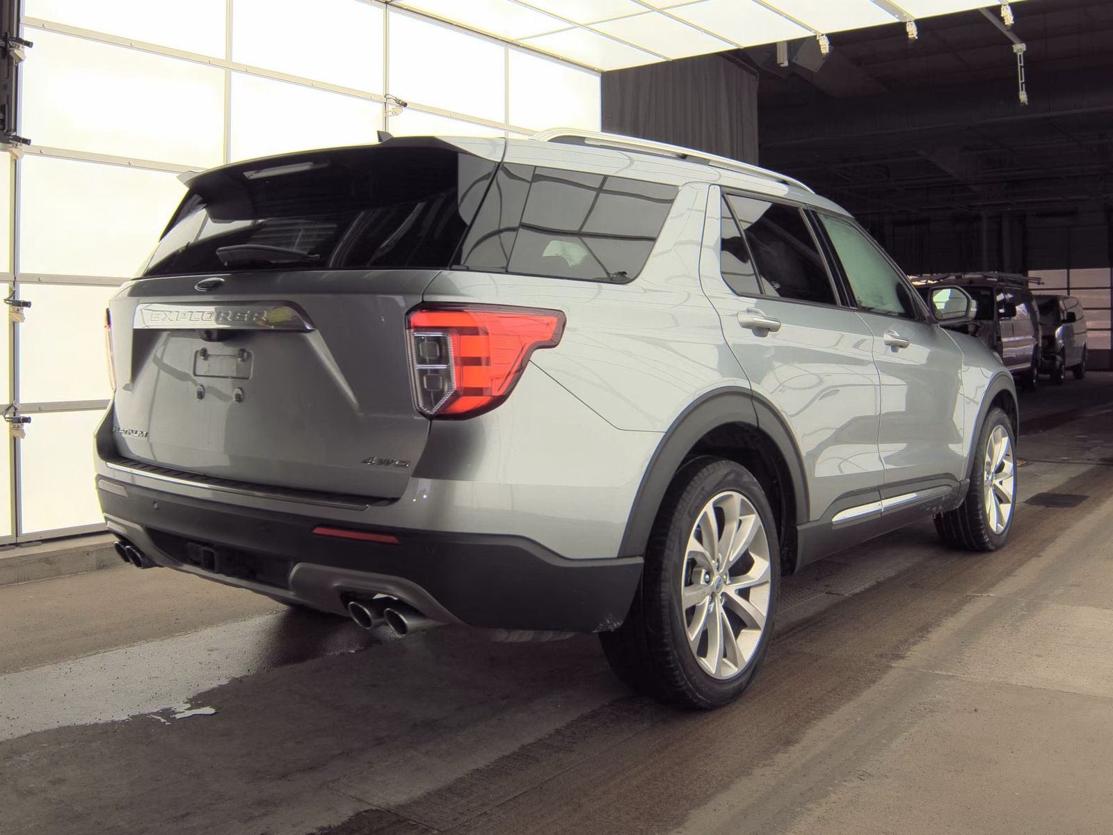 2022 Ford Explorer Platinum AWD