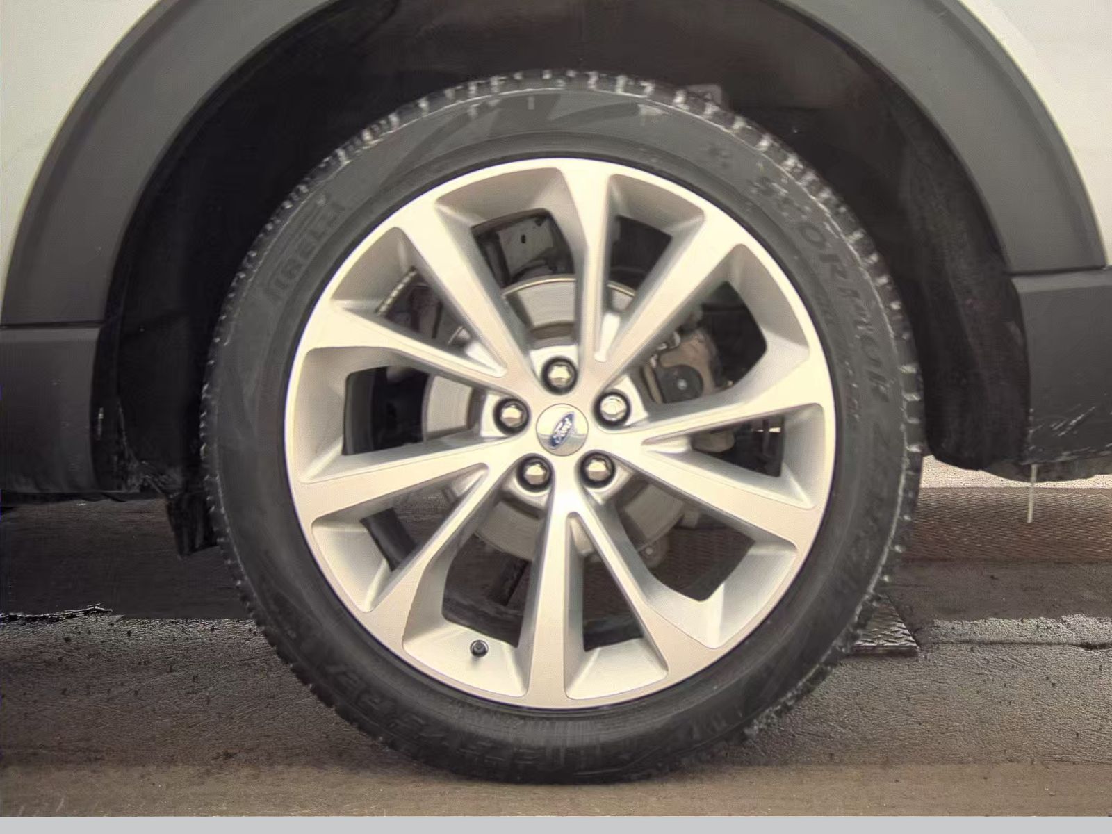 2022 Ford Explorer Platinum AWD