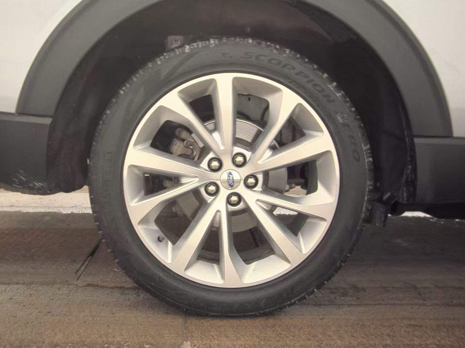 2022 Ford Explorer Platinum AWD