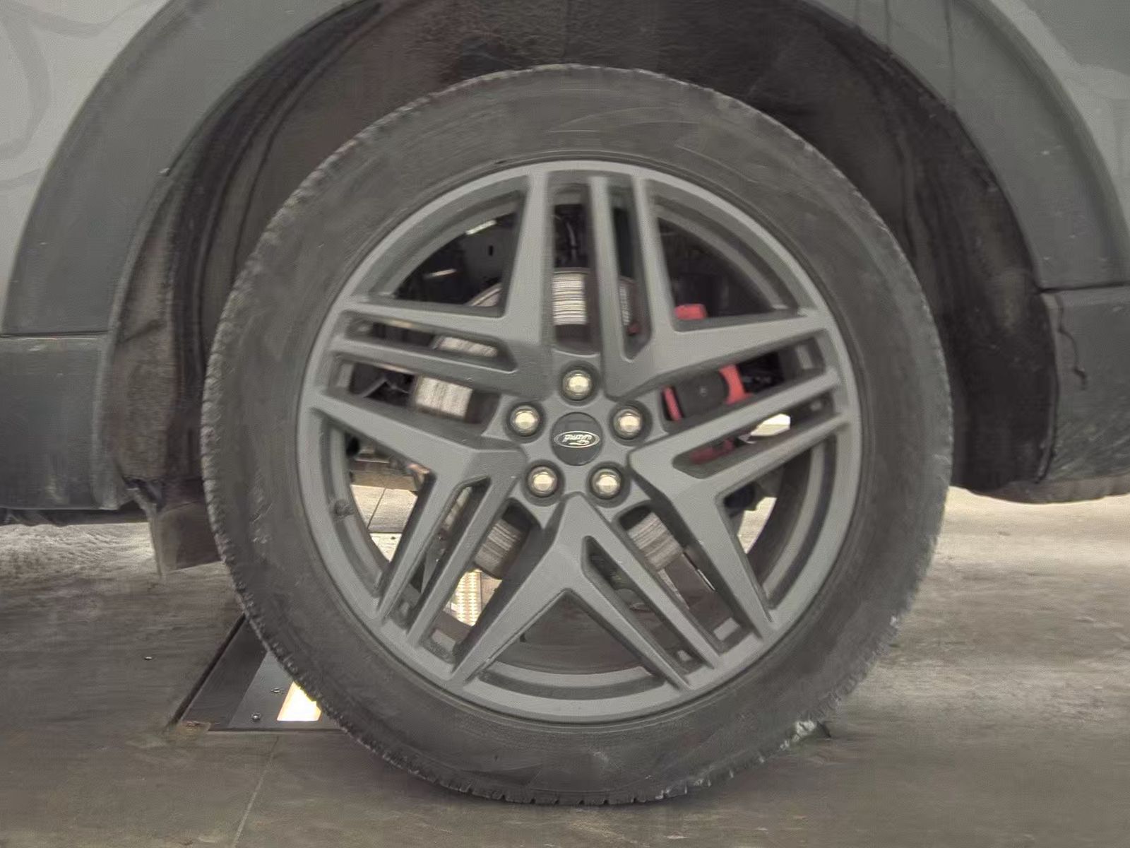 2025 Ford Explorer ST AWD