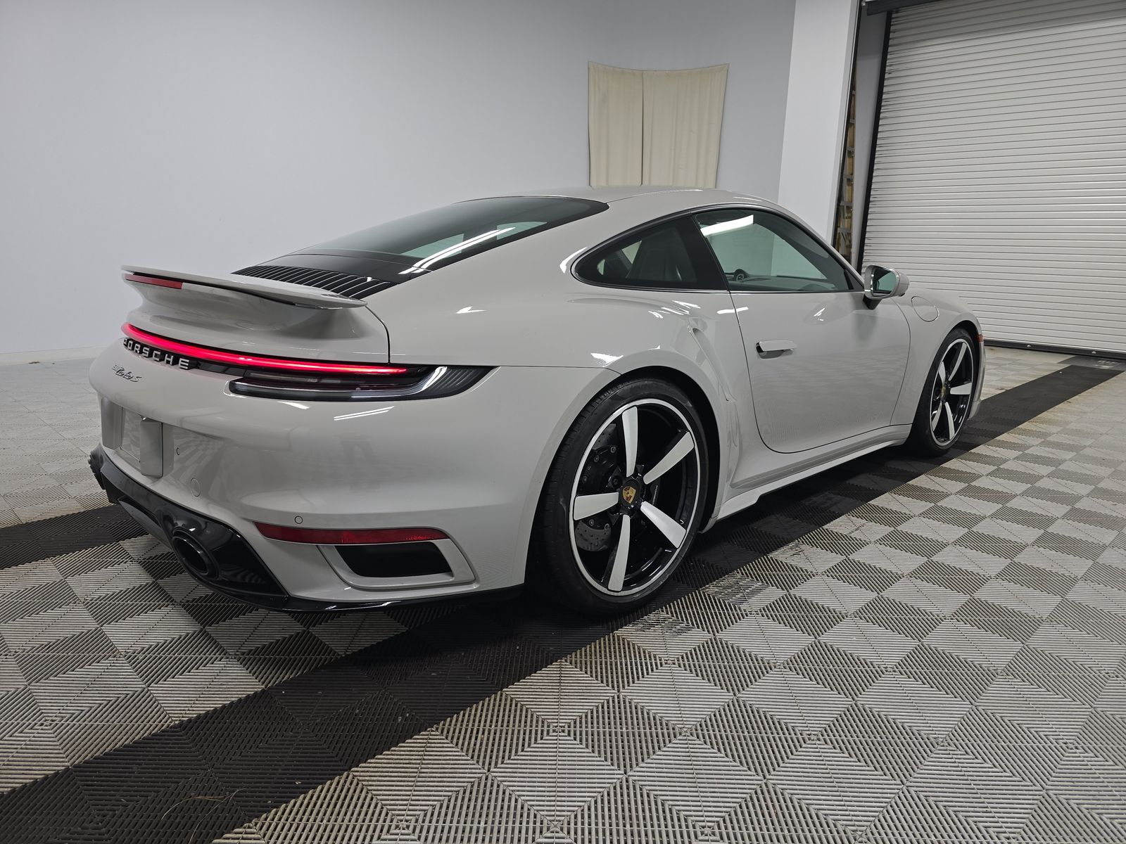 2024 Porsche 911 Turbo S AWD