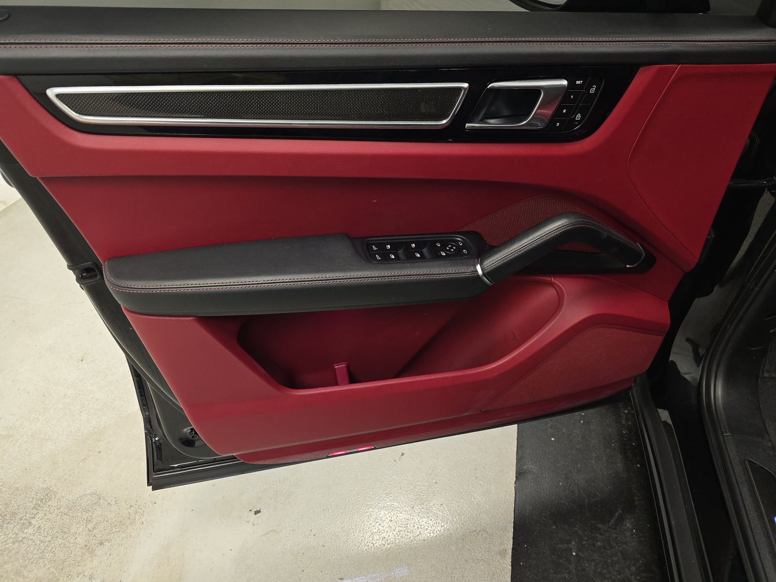 2023 Porsche Cayenne GTS AWD