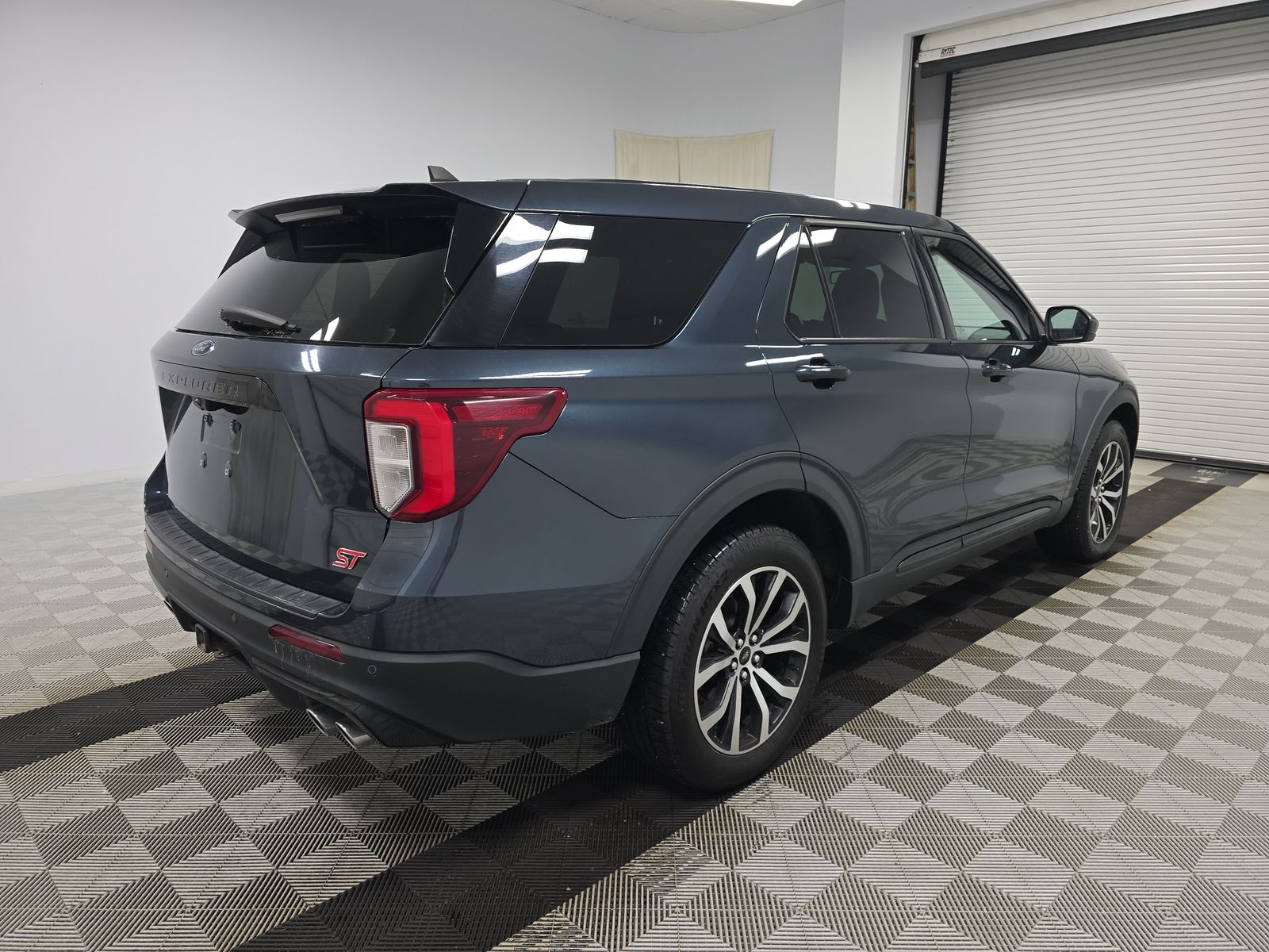 2022 Ford Explorer ST AWD