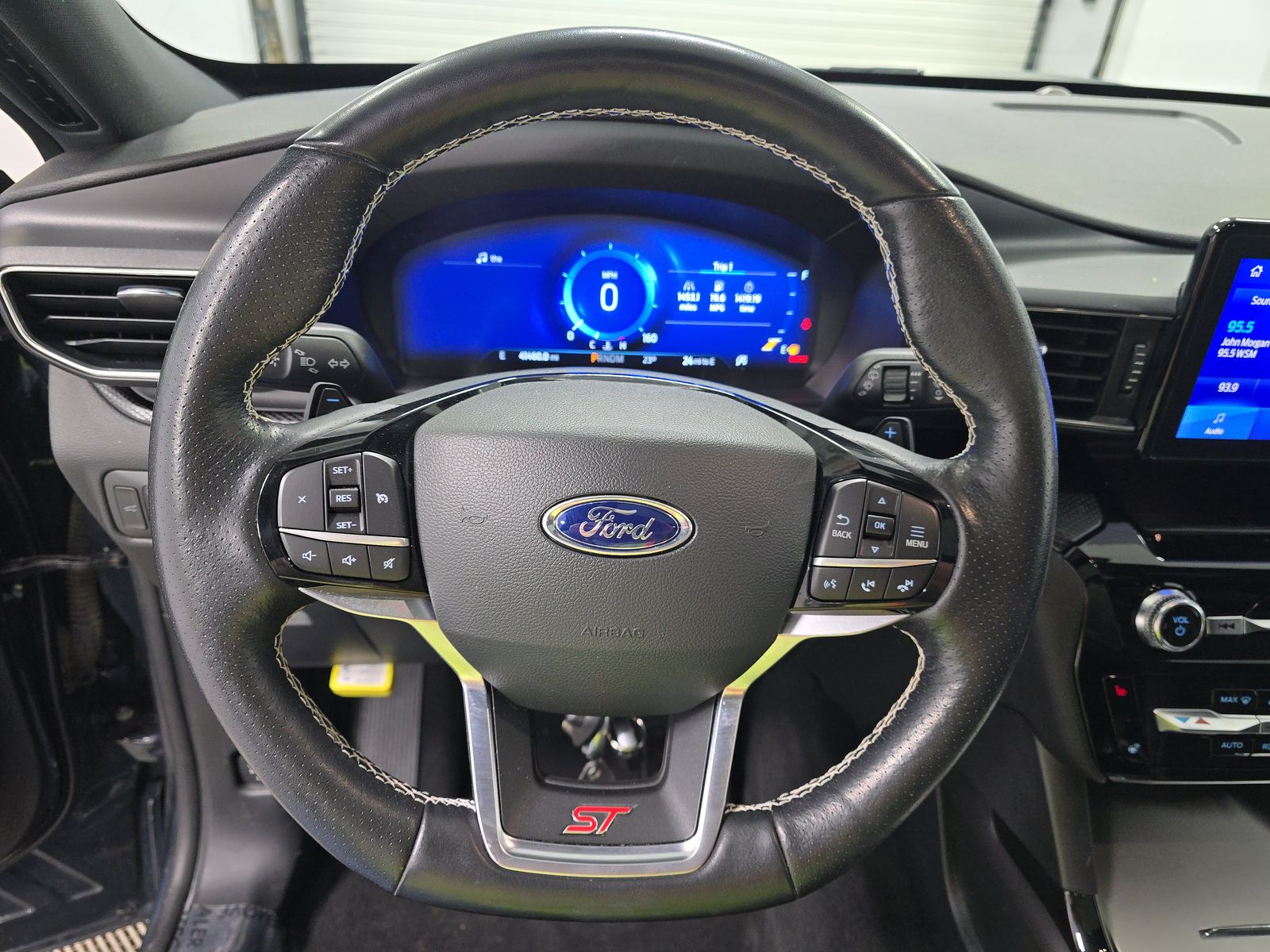 2022 Ford Explorer ST AWD