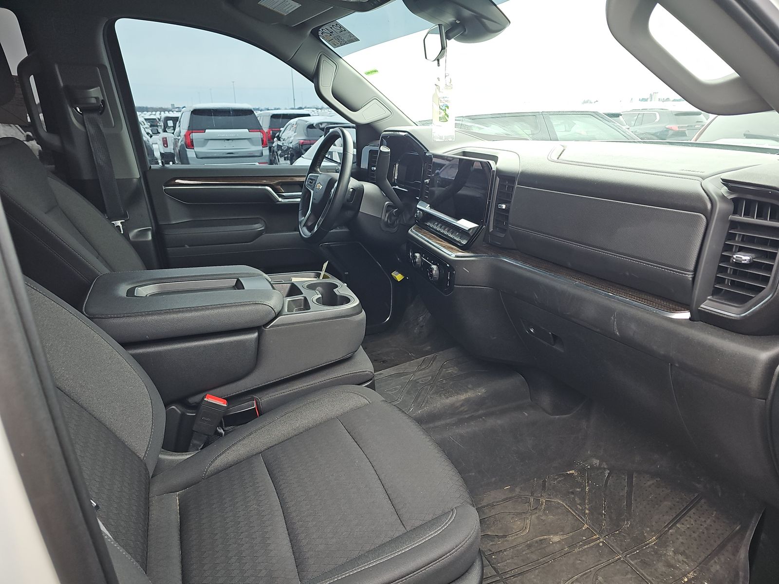 2023 Chevrolet Silverado 1500 LT AWD