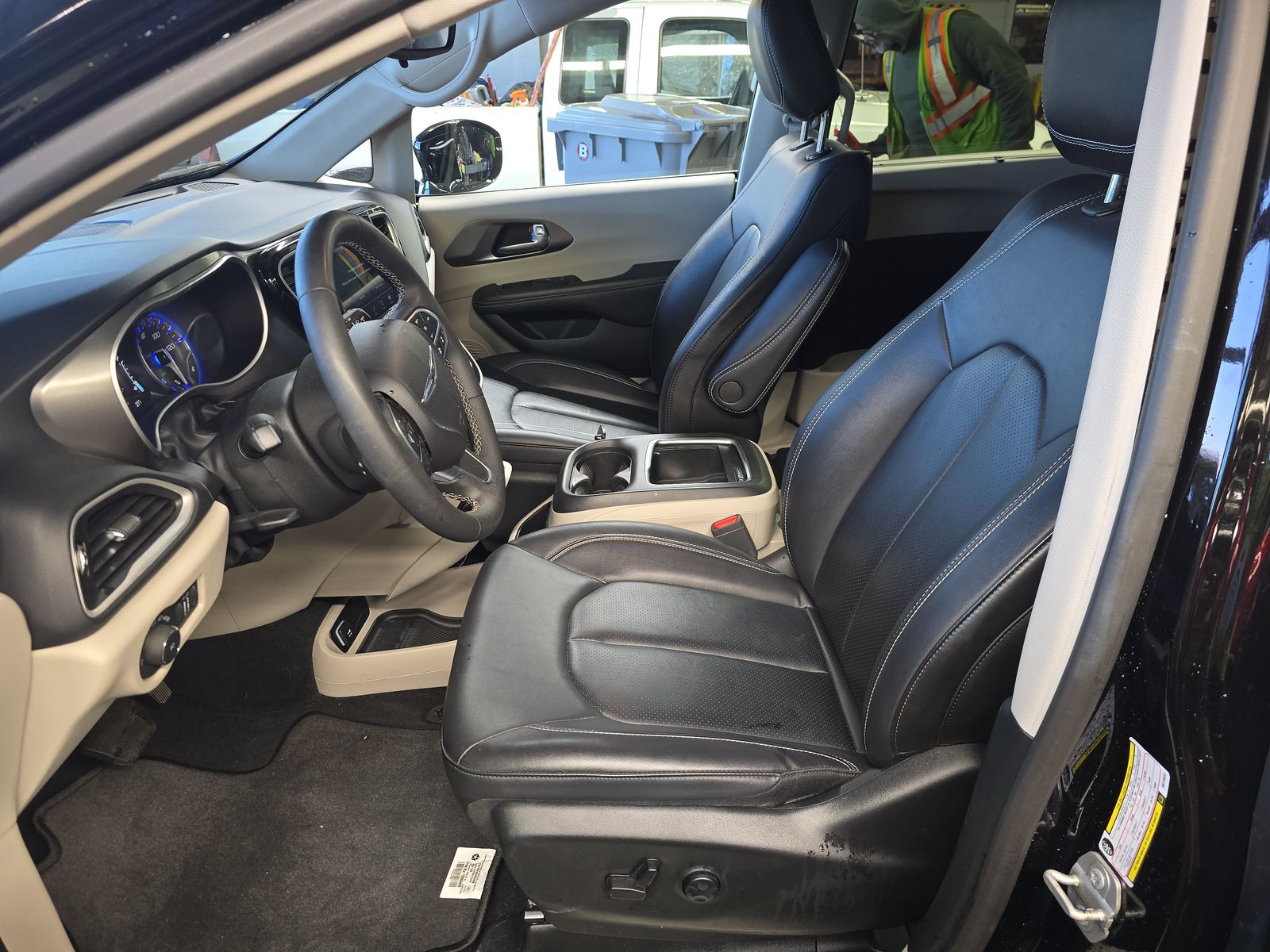 2024 Chrysler Pacifica Touring L FWD