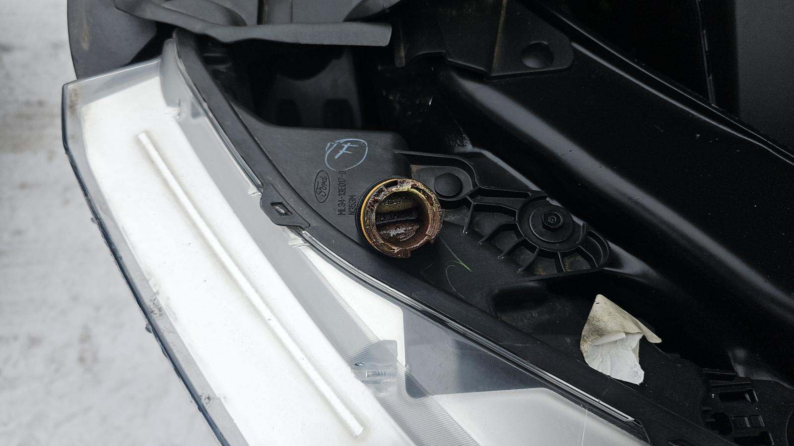 2022 Ford F-150 Hybrid Lariat AWD