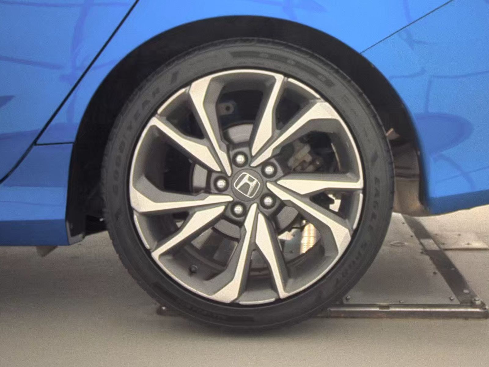 2020 Honda Civic Touring FWD