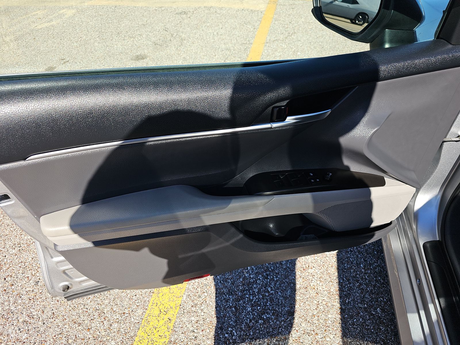 2024 Toyota Camry LE FWD