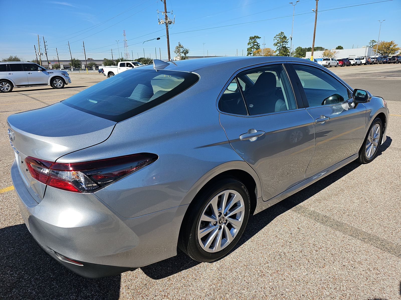 2024 Toyota Camry LE FWD