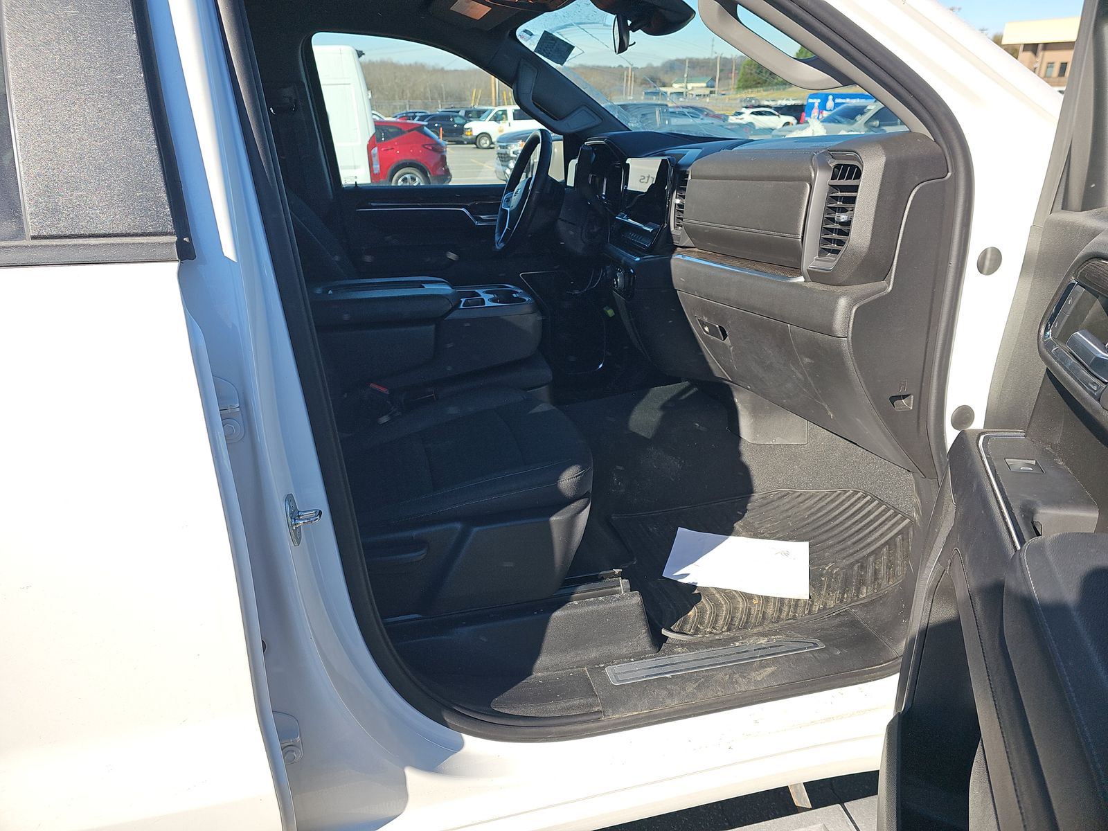 2023 Chevrolet Silverado 1500 LT AWD