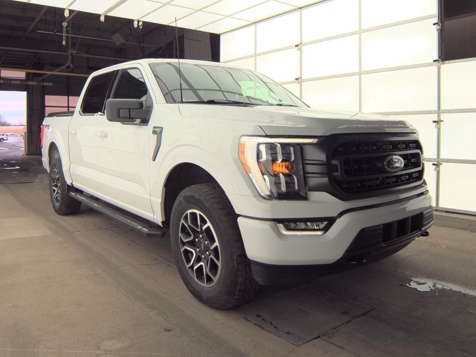 2023 Ford F-150 XLT AWD