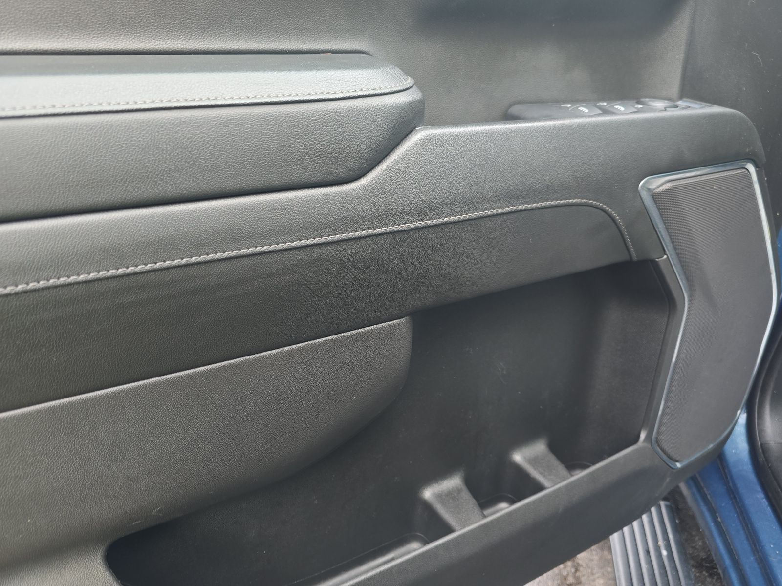 2024 Chevrolet Silverado 1500 LT AWD