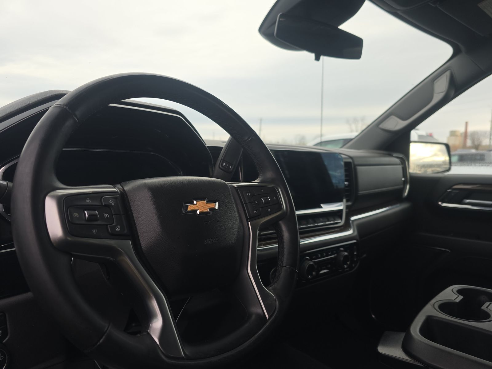 2024 Chevrolet Silverado 1500 LT AWD