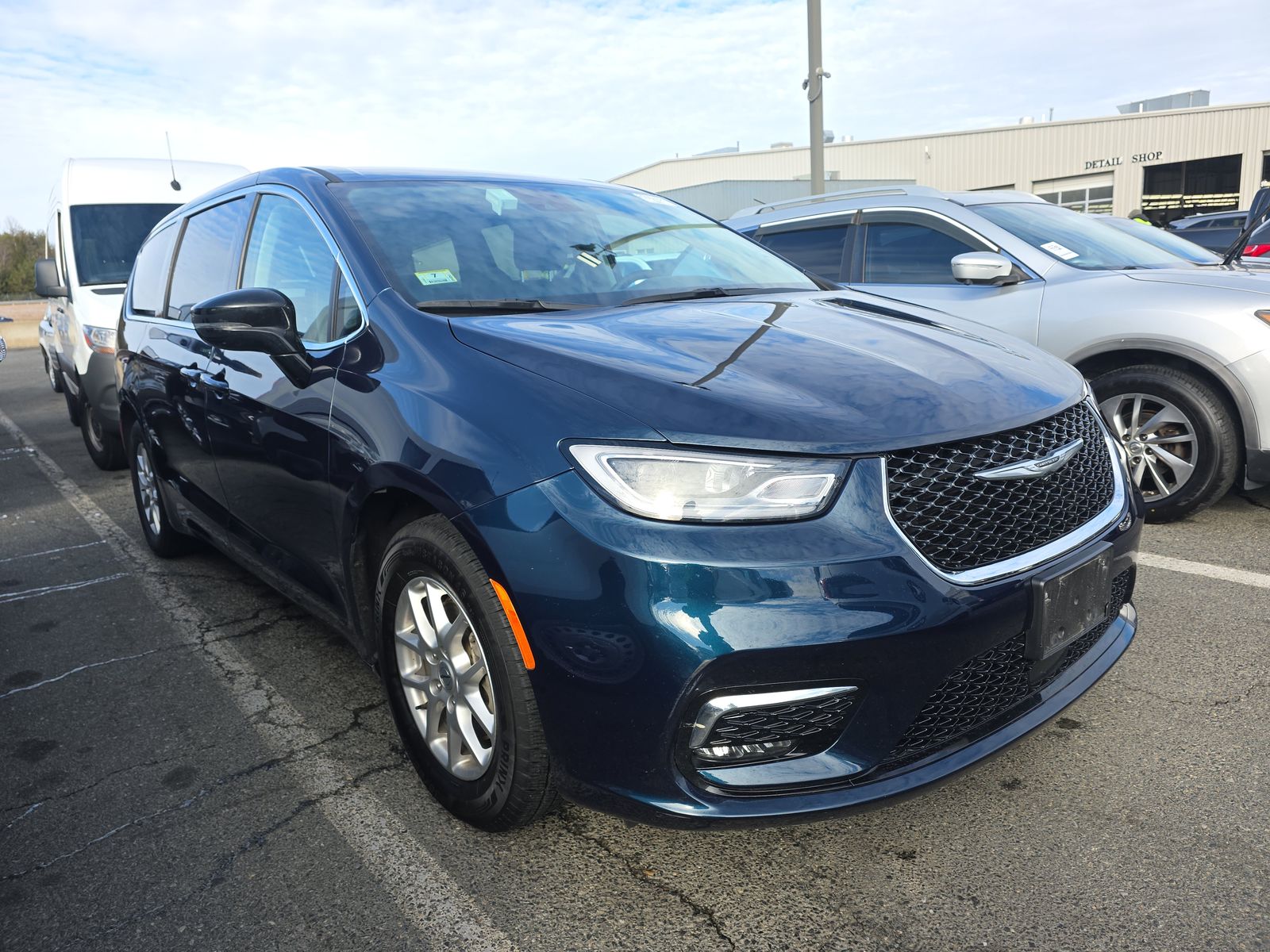 2024 Chrysler Pacifica Touring L FWD
