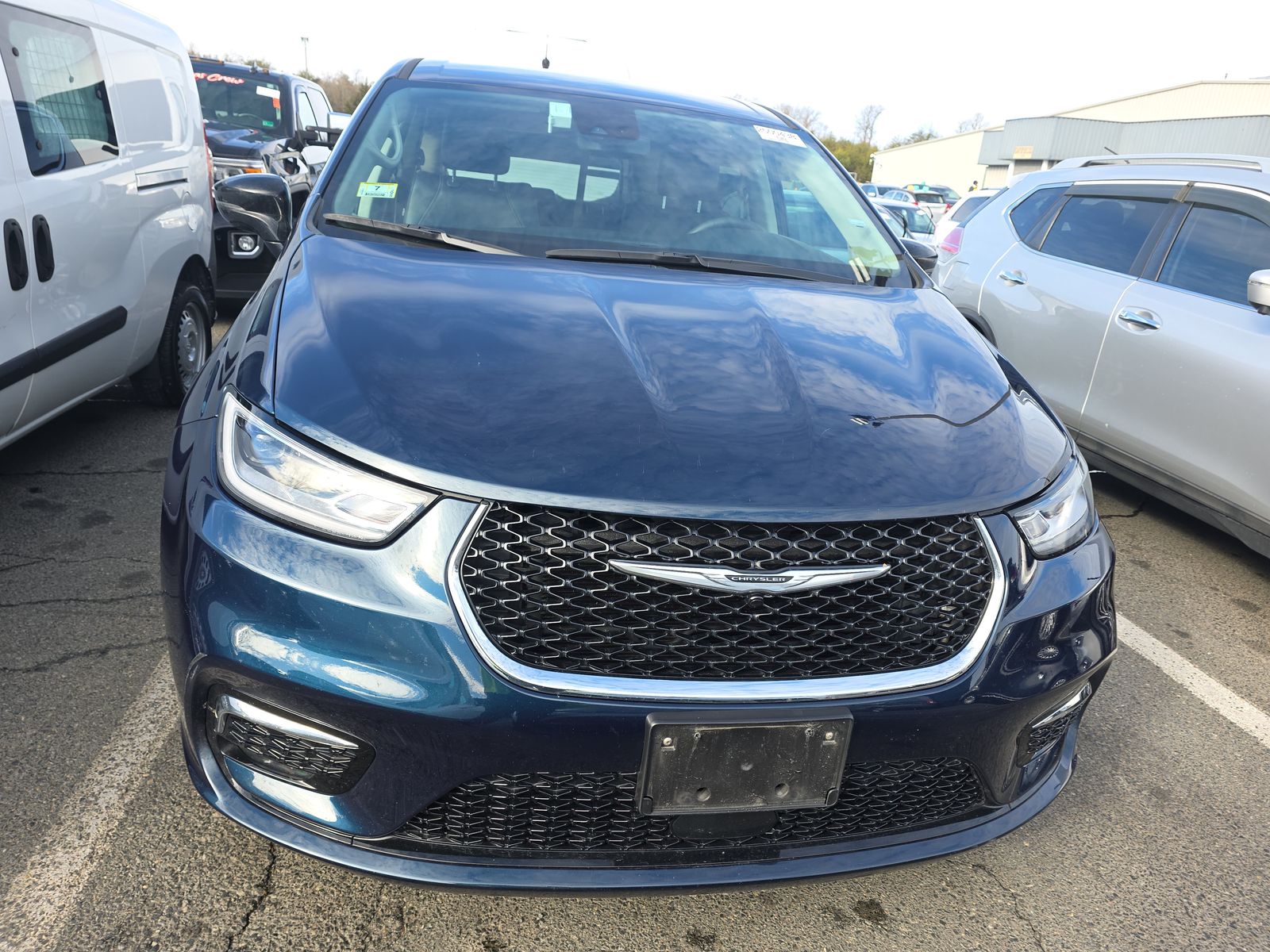 2024 Chrysler Pacifica Touring L FWD