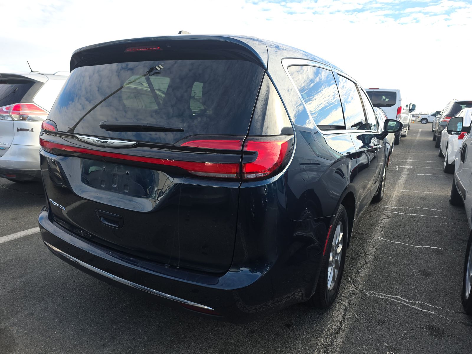 2024 Chrysler Pacifica Touring L FWD