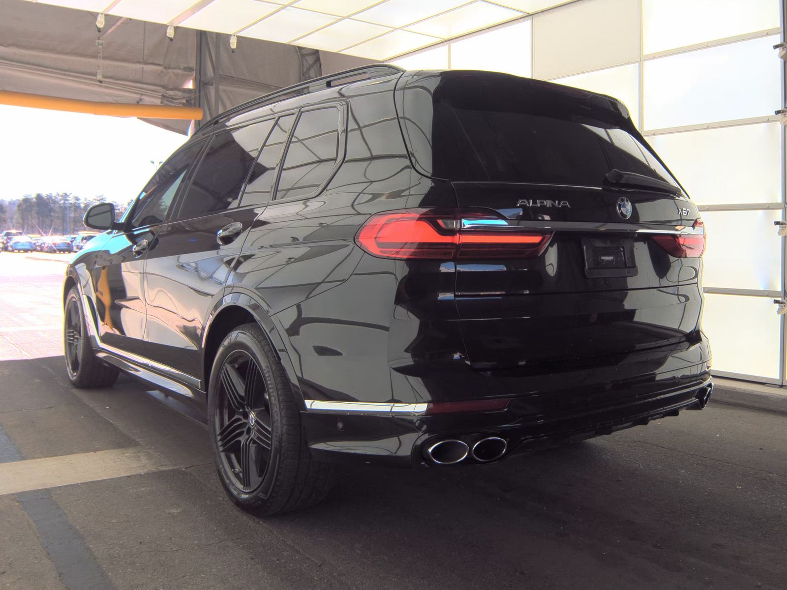 2022 BMW X7 ALPINA XB7 AWD