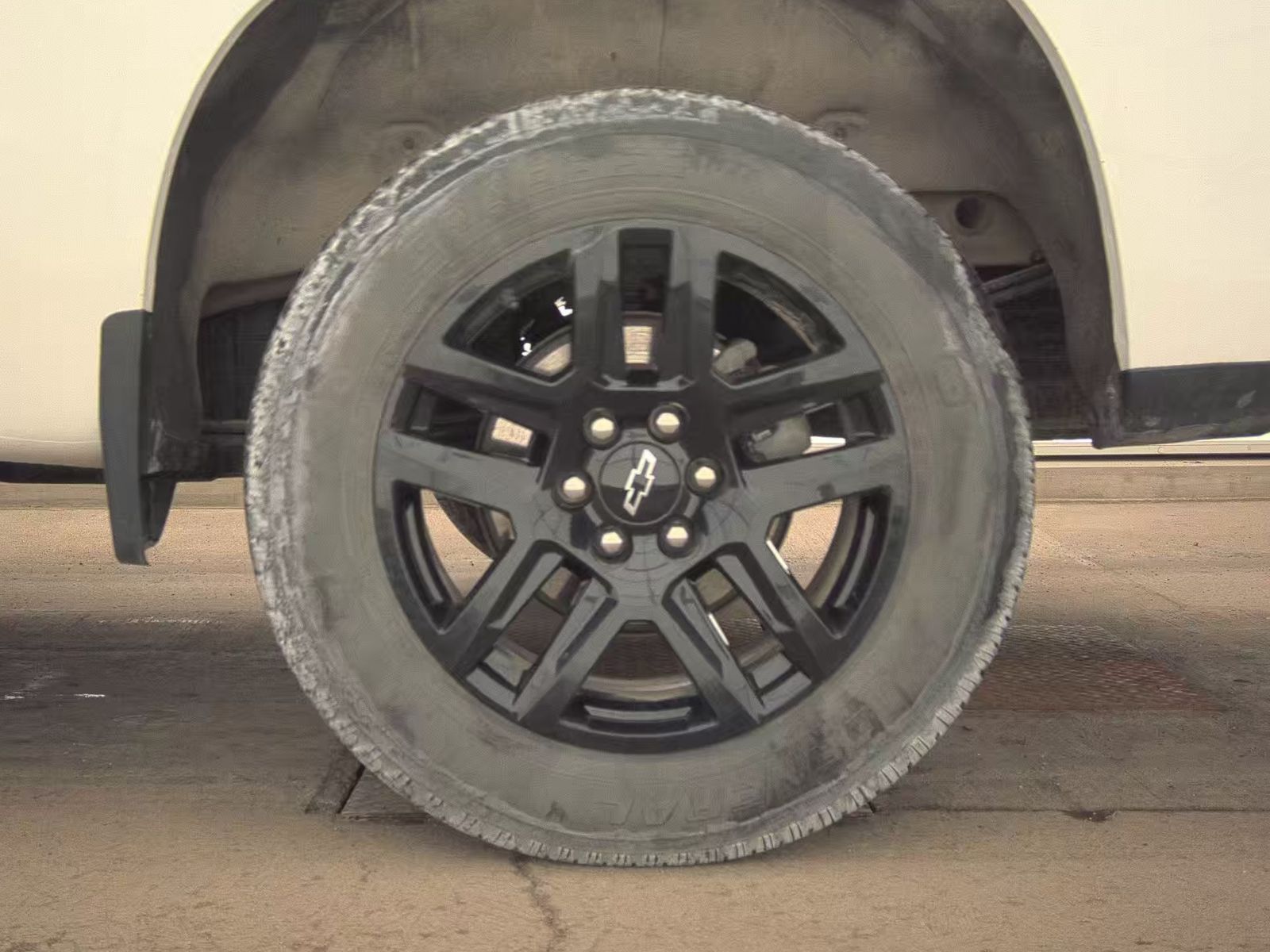 2023 Chevrolet Silverado 1500 Custom AWD