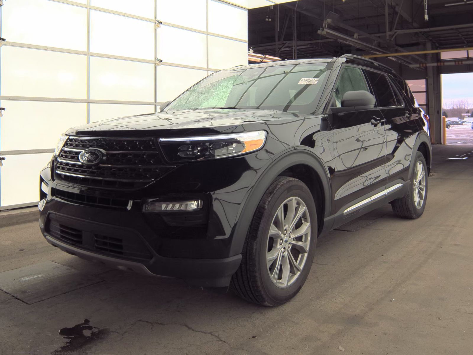 2023 Ford Explorer XLT AWD