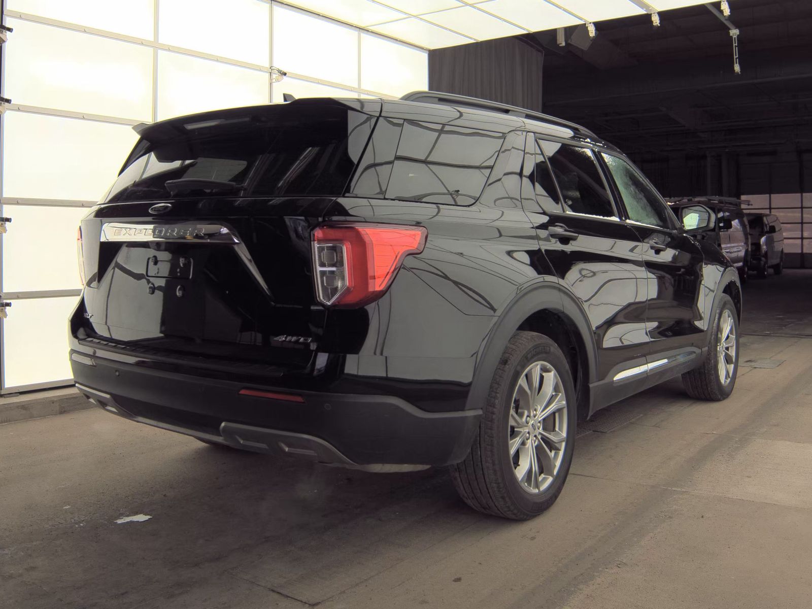 2023 Ford Explorer XLT AWD