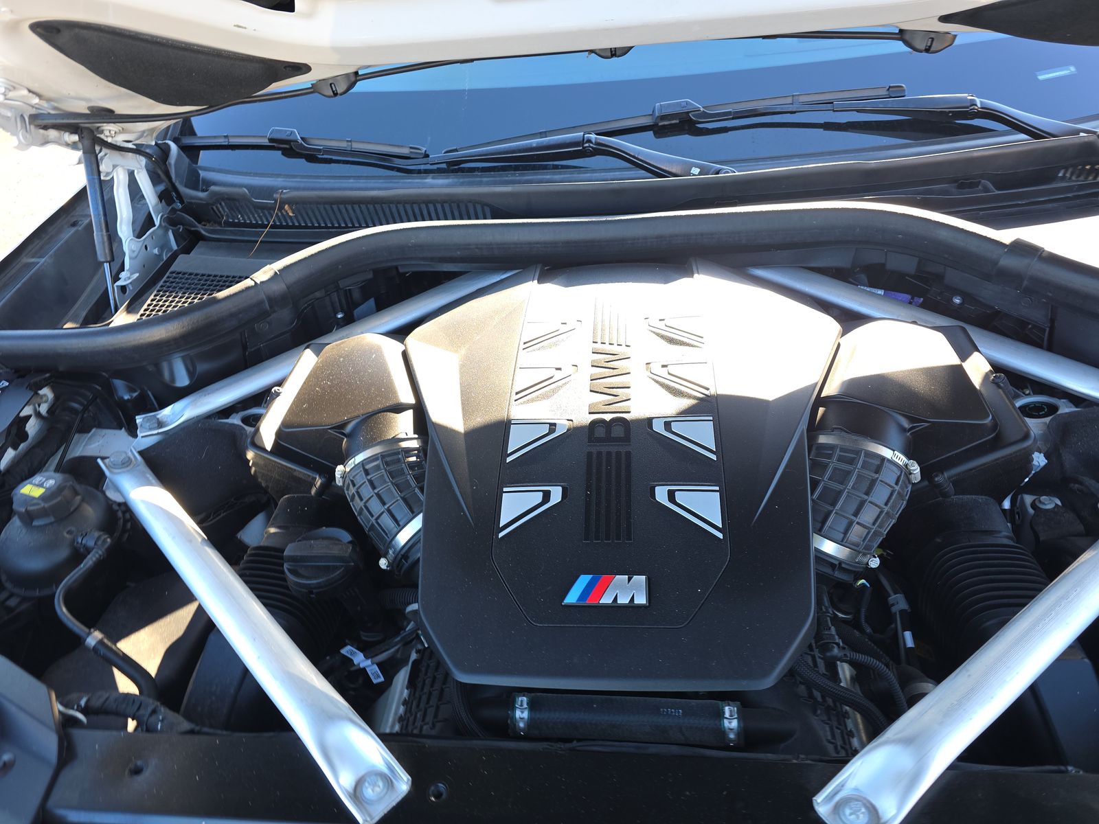 2023 BMW X7 M60i AWD